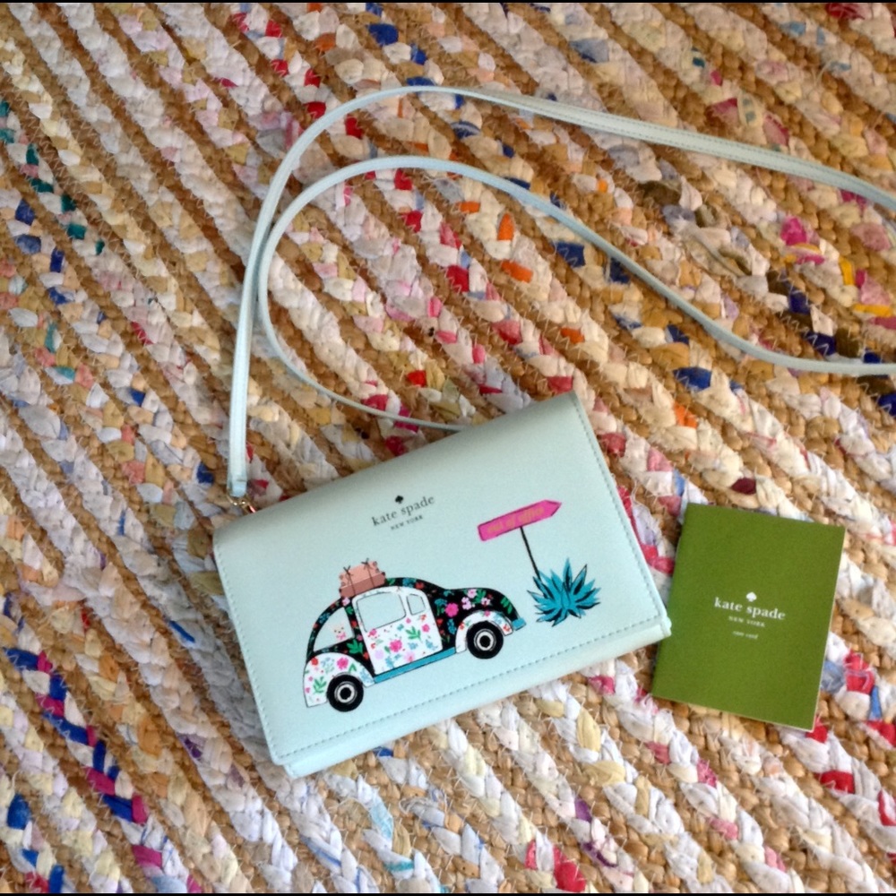❌ SOLD ❌ 🎀 Kate Spade Shoulder Wallet 🛍